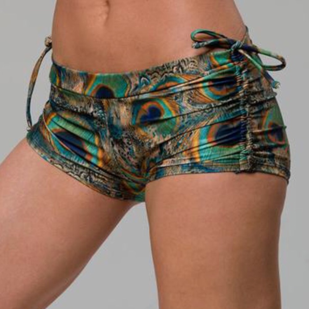 Onzie Side String Short